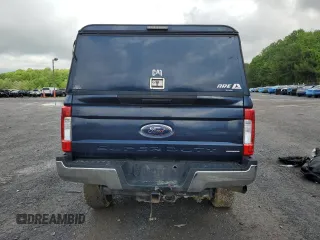 2017 Ford F-250 XLT with VIN 1FT7X2B66HEC74664, listed as a Copart auction lot 55146565 with Not provided miles and Salvage title. Bid and sale history available at DreamBid. Image 6.