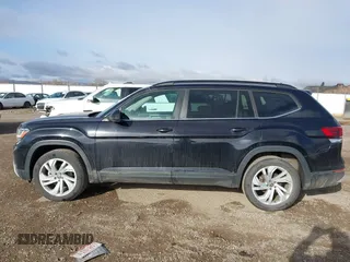 2022 Volkswagen Atlas 3.6L V6 SE w/Technology with VIN 1V2HR2CA3NC545557, listed as a IAAI auction lot 41686679 with 46,641 mi miles. Bid and sale history available at carsss.com. Image 14.