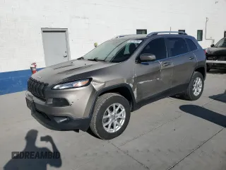 2017 Jeep Cherokee Latitude с VIN 1C4PJMCS7HW615637, выставлен на аукционе Copart как лот 59110765 с пробегом 179 248 миль миль и Списание • Salvage title. История ставок и продаж доступна на DreamBid. Изображение 1.