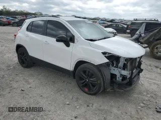 2020 Chevrolet Trax LT z VIN 3GNCJLSB6LL191786, wystawiony jako Copart lot #50944465 z przebiegiem 73 624 mil mil oraz Szkoda całkowita • Salvage title. Historia ofert i sprzedaży dostępna na DreamBid. Obrazek 4.