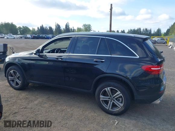 2019 Mercedes-Benz GLC 350e z VIN WDC0G5EB0KF568293, wystawiony jako IAAI lot #42179212 z przebiegiem Nie podano mil oraz . Historia ofert i sprzedaży dostępna na DreamBid. Obrazek 15.