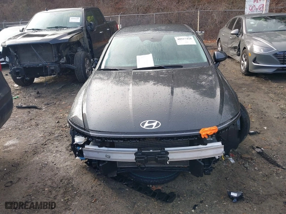 2024 Hyundai Sonata SEL with VIN KMHL64JA9RA381814, listed as a IAAI auction lot 40937428 with 8,250 mi miles. Bid and sale history available at carsss.com. Image 13.