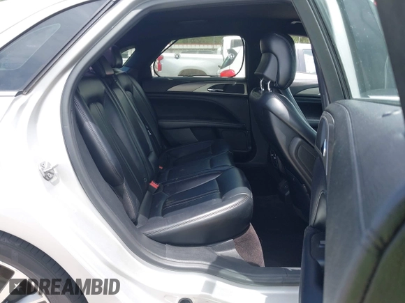 2017 Lincoln MKZ Hybrid Premiere с VIN 3LN6L5KU1HR603061, выставлен на аукционе IAAI как лот 42469955 с пробегом 197 325 миль миль и . История ставок и продаж доступна на DreamBid. Изображение 8.