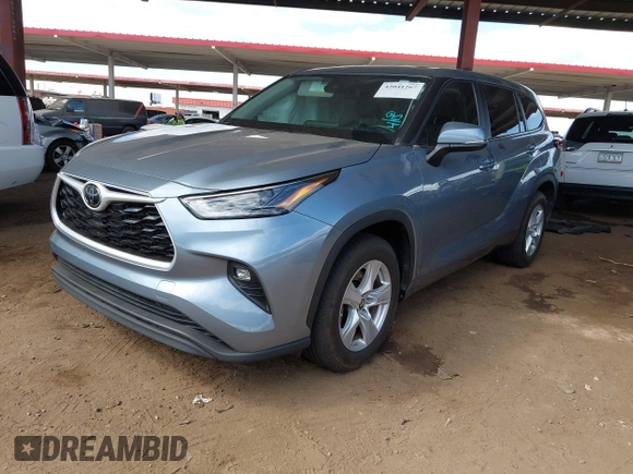 2024 Toyota Highlander LE with VIN 5TDKDRAH3RS051413, listed as a IAAI auction lot 42041267 with 33,210 mi miles and . Bid and sale history available at DreamBid. Image 17.