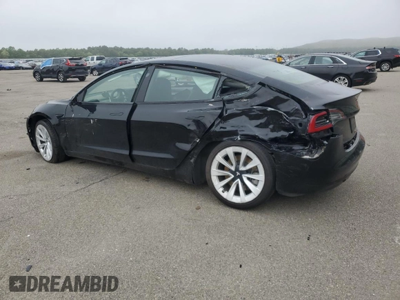 2022 Tesla Model 3 z VIN 5YJ3E1EA9NF285649, wystawiony jako Copart lot #59193635 z przebiegiem Nie podano mil oraz Szkoda całkowita • Salvage title. Historia ofert i sprzedaży dostępna na DreamBid. Obrazek 2.