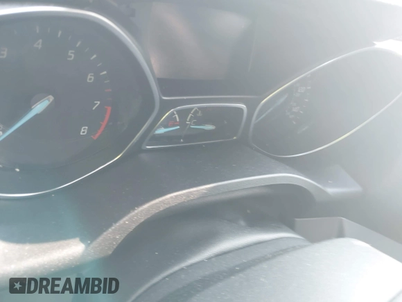 2013 Ford Escape SE with VIN 1FMCU0GX1DUD14741, listed as a IAAI auction lot 42481501 with Not provided miles and . Bid and sale history available at DreamBid. Image 7.