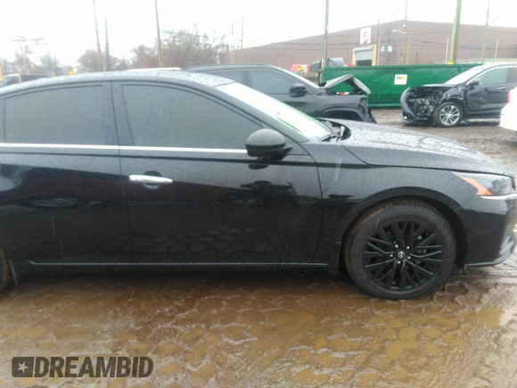 2025 Nissan Altima SV with VIN 1N4BL4DV2SN309199, listed as a IAAI auction lot 41677012 with 1,943 mi miles and . Bid and sale history available at DreamBid. Image 13.