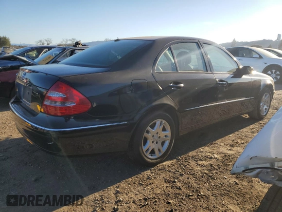 2005 Mercedes-Benz E-Class 3.2L with VIN WDBUF65J05A661032, listed as a Copart auction lot 45510375 with 167,360 mi miles and Salvage Title. Bid and sale history available at carsss.com. Image 3.