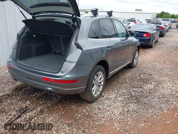 2013 Audi Q5 Premium with VIN WA1CFAFP2DA081938, listed as a IAAI auction lot 42088589 with 136,173 mi miles. Bid and sale history available at carsss.com. Image 4.