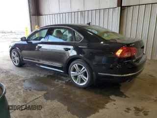2015 Volkswagen Passat Sport z VIN 1VWBT7A32FC120193, wystawiony jako Copart lot #53448315 z przebiegiem 27 996 mil mil oraz Szkoda całkowita • Salvage title. Historia ofert i sprzedaży dostępna na DreamBid. Obrazek 2.