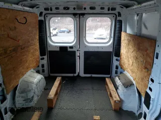 2018 Ram ProMaster Cargo with VIN 3C6TRVAG2JE146542, listed as a Copart auction lot 41484415 with 151,782 mi miles and Clean Title. Bid and sale history available at DreamBid. Image 10.