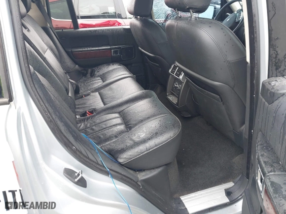 2011 Land Rover Range Rover HSE with VIN SALME1D48BA356403, listed as a IAAI auction lot 41272473 with 153,669 mi miles. Bid and sale history available at carsss.com. Image 8.