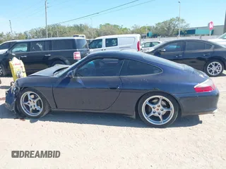 2003 Porsche 911 Carrera with VIN WP0AA29953S620592, listed as a IAAI auction lot 41808347 with 117,175 mi miles. Bid and sale history available at carsss.com. Image 14.