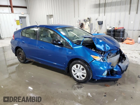 2013 Honda Insight with VIN JHMZE2H33DS005253, listed as a Copart auction lot 88088245 with 179,041 mi miles and Salvage title. Bid and sale history available at DreamBid. Image 4.