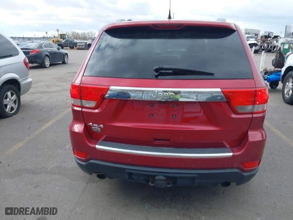 2011 Jeep Grand Cherokee Overland with VIN 1J4RR6GT6BC605300, listed as a IAAI auction lot 41504528 with 204,412 mi miles. Bid and sale history available at carsss.com. Image 16.