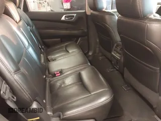 2016 Nissan Pathfinder Platinum z VIN 5N1AR2MM1GC617754, wystawiony jako IAAI lot #41387899 z przebiegiem 105 936 mil mil oraz . Historia ofert i sprzedaży dostępna na DreamBid. Obrazek 8.