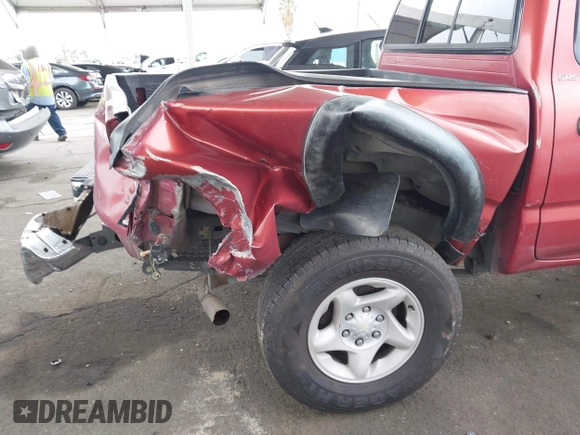 2002 Toyota Tacoma PreRunner with VIN 5TEGN92N42Z044759, listed as a IAAI auction lot 41724886 with 252,215 mi miles and . Bid and sale history available at DreamBid. Image 6.
