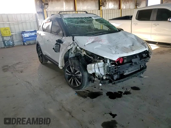 2019 Nissan Kicks SR with VIN 3N1CP5CU5KL568614, listed as a Copart auction lot 48432185 with 81,776 mi miles and Salvage Title. Bid and sale history available at DreamBid. Image 11.