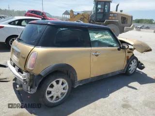 2004 MINI Hardtop z VIN WMWRC33454TC50742, wystawiony jako Copart lot #56655565 z przebiegiem Nie podano mil oraz Szkoda całkowita • Salvage title. Historia ofert i sprzedaży dostępna na DreamBid. Obrazek 3.
