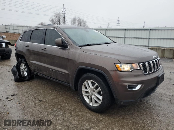 2018 Jeep Grand Cherokee Laredo E with VIN 1C4RJEAG7JC300762, listed as a Copart auction lot 44123275 with 133,424 mi miles and Salvage Title. Bid and sale history available at carsss.com. Image 4.
