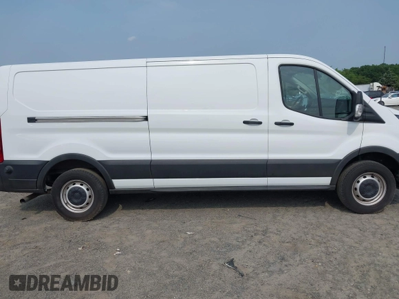2023 Ford Transit Cargo с VIN 1FTBR1Y85PKC03205, выставлен на аукционе IAAI как лот 42113154 с пробегом 17 338 миль миль и . История ставок и продаж доступна на DreamBid. Изображение 13.