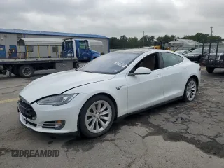 2016 Tesla Model S 90D with VIN 5YJSA1E26GF133699, listed as a Copart auction lot 62703535 with Not provided miles and Salvage title. Bid and sale history available at DreamBid. Image 1.