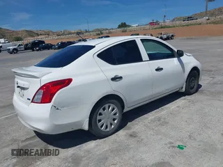2014 Nissan Versa SV with VIN 3N1CN7AP0EL861162, listed as a IAAI auction lot 41871833 with 118,934 mi miles. Bid and sale history available at carsss.com. Image 4.
