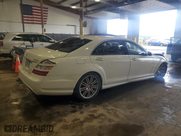 2008 Mercedes-Benz S 550 z VIN WDDNG86X28A188228, wystawiony jako Copart lot #59687055 z przebiegiem 211 061 mil mil oraz Szkoda całkowita • Salvage title. Historia ofert i sprzedaży dostępna na DreamBid. Obrazek 3.