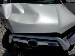 2010 Toyota 4Runner Trail with VIN JTEBU5JR7A5003159, listed as a Copart auction lot 52128125 with 227,274 mi miles and Salvage Title. Bid and sale history available at DreamBid. Image 14.