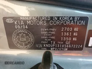 2005 Kia Sedona LX with VIN KNDUP131X56672224, listed as a Copart auction lot 88444405 with 151,386 mi miles and Salvage Title. Bid and sale history available at carsss.com. Image 13.
