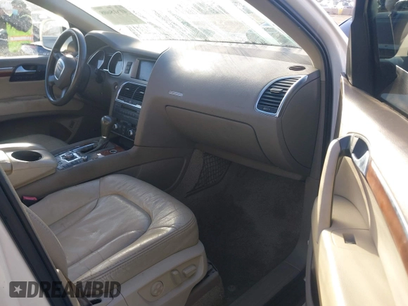 2007 Audi Q7 Premium with VIN WA1BY94L77D054967, listed as a IAAI auction lot 41618608 with 131,274 mi miles and . Bid and sale history available at DreamBid. Image 5.