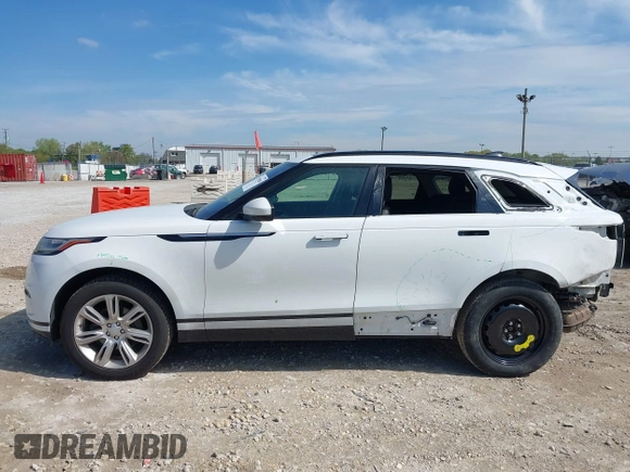 2019 Land Rover Range Rover Velar S z VIN SALYB2EX6KA227908, wystawiony jako IAAI lot #42198268 z przebiegiem 68 899 mil mil oraz . Historia ofert i sprzedaży dostępna na DreamBid. Obrazek 15.