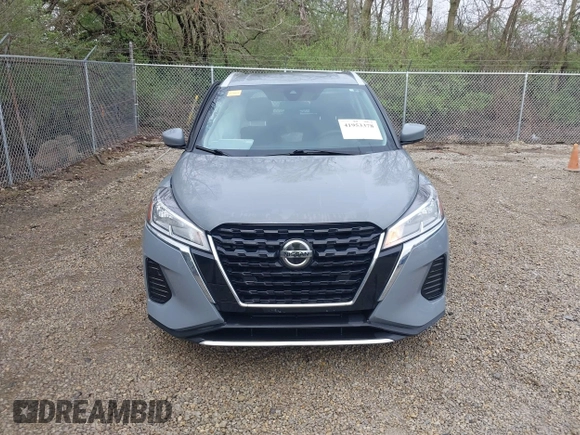 2021 Nissan Kicks SV with VIN 3N1CP5CV7ML477999, listed as a IAAI auction lot 41953378 with 107,060 mi miles. Bid and sale history available at carsss.com. Image 13.