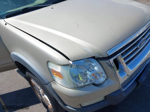 2007 Ford Explorer Sport Trac XLT with VIN 1FMEU31K17UA00941, listed as a IAAI auction lot 41916768 with 134,802 mi miles. Bid and sale history available at carsss.com. Image 6.