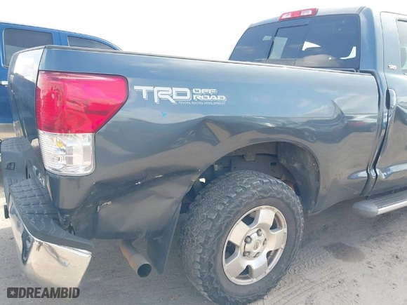 2010 Toyota Tundra 4WD Truck with VIN 5TFUW5F13AX138105, listed as a IAAI auction lot 41499018 with 295,414 mi miles. Bid and sale history available at carsss.com. Image 6.