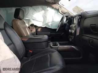 2019 GMC Sierra 1500 SLT with VIN 1GTU9DED3KZ120934, listed as a IAAI auction lot 41233132 with 115,293 mi miles. Bid and sale history available at carsss.com. Image 5.
