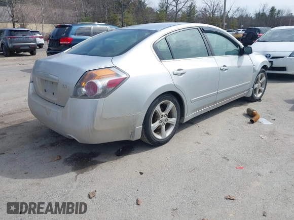2007 Nissan Altima 2.5 S with VIN 1N4AL21E07C238463, listed as a IAAI auction lot 41890764 with 171,335 mi miles. Bid and sale history available at carsss.com. Image 4.