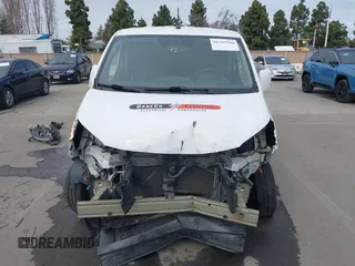 2015 Nissan NV200 SV with VIN 3N6CM0KN8FK727671, listed as a IAAI auction lot 41727194 with 165,776 mi miles. Bid and sale history available at carsss.com. Image 13.