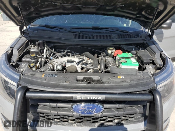 2016 Ford Police Interceptor Utility z VIN 1FM5K8AT0GGB12978, wystawiony jako Copart lot #50815895 z przebiegiem 94 243 mil mil oraz Szkoda całkowita • Salvage title. Historia ofert i sprzedaży dostępna na DreamBid. Obrazek 13.