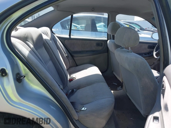1998 Nissan Altima XE with VIN 1N4DL01D6WC244436, listed as a IAAI auction lot 42002866 with 173,633 mi miles and . Bid and sale history available at carsss.com. Image 8.