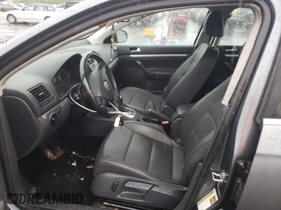 2008 Volkswagen Jetta SE with VIN 3VWRZ71K38M025776, listed as a Copart auction lot 55985785 with 200,694 mi miles and Salvage title. Bid and sale history available at DreamBid. Image 7.