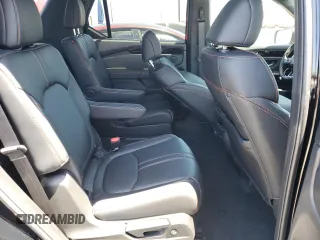 2025 Honda Pilot TrailSport with VIN 5FNYG1H62SB101798, listed as a Copart auction lot 55340585 with 1,065 mi miles and Salvage title. Bid and sale history available at DreamBid. Image 10.