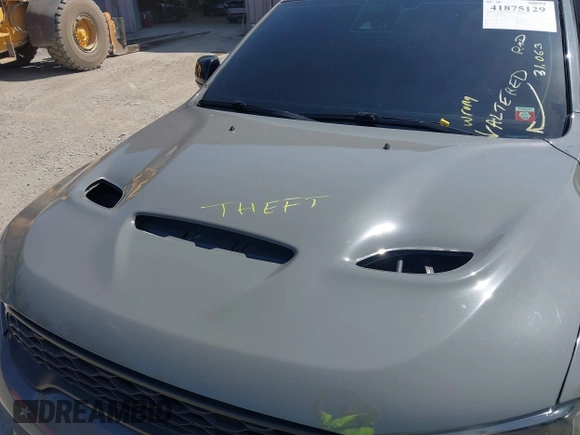 2021 Dodge Durango SRT Hellcat z VIN 1C4SDJH93MC683029, wystawiony jako IAAI lot #41875129 z przebiegiem 31 063 mil mil oraz . Historia ofert i sprzedaży dostępna na DreamBid. Obrazek 6.