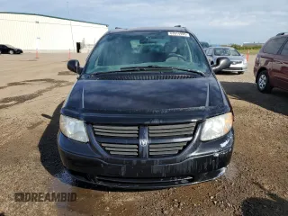 2005 Dodge Caravan SE with VIN 1D4GP24R45B105685, listed as a Copart auction lot 63914995 with 232,370 mi miles and Non repairable. Bid and sale history available at DreamBid. Image 5.