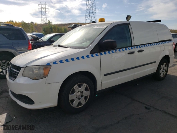 2013 Ram Cargo Van Tradesman with VIN 2C4JRGAG7DR688797, listed as a Copart auction lot 75758044 with 106,422 mi miles and Clean Title. Bid and sale history available at carsss.com. Image 1.