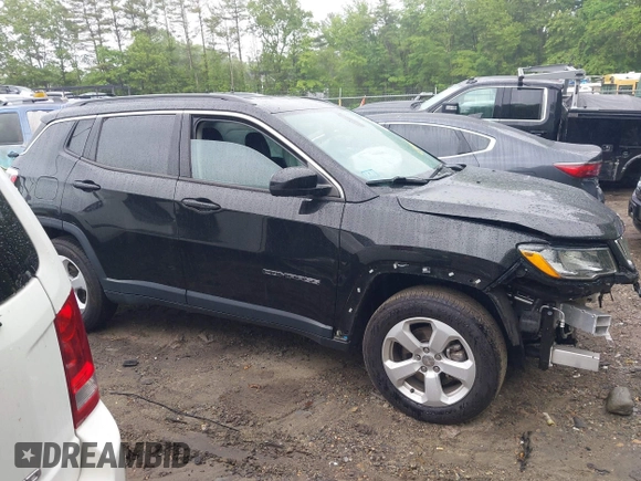 2021 Jeep Compass Latitude z VIN 3C4NJDBBXMT575577, wystawiony jako IAAI lot #42363945 z przebiegiem 32 341 mil mil oraz . Historia ofert i sprzedaży dostępna na DreamBid. Obrazek 13.