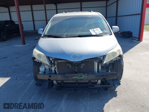 2011 Toyota Sienna XLE AAS with VIN 5TDYK3DC5BS148776, listed as a IAAI auction lot 41525078 with 177,154 mi miles and . Bid and sale history available at DreamBid. Image 13.