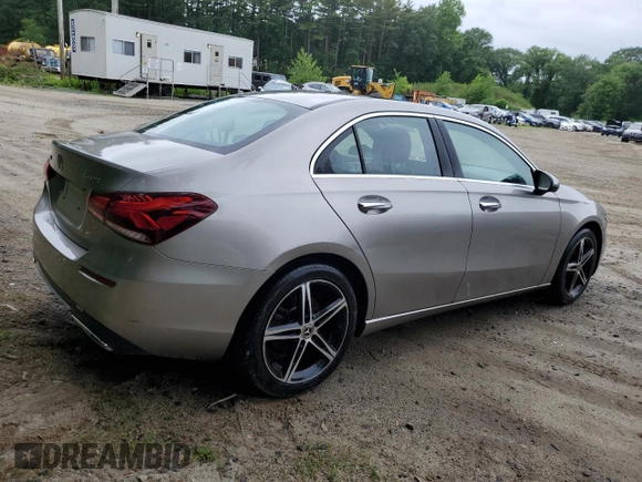 2019 Mercedes-Benz A 220 with VIN WDD3G4FB1KW035631, listed as a Copart auction lot 61694185 with 99,701 mi miles and Clean title. Bid and sale history available at DreamBid. Image 3.