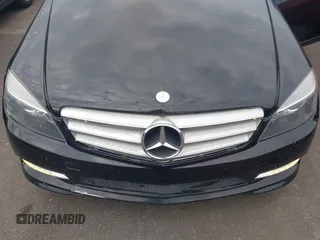 2011 Mercedes-Benz C 300 Sport с VIN WDDGF5EB2BA460963, выставлен на аукционе IAAI как лот 42511005 с пробегом 157 797 миль миль и . История ставок и продаж доступна на DreamBid. Изображение 6.