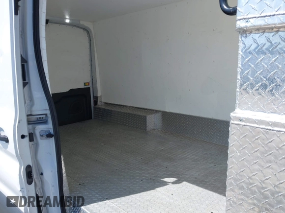 2018 Ford Transit with VIN 1FTBW2CG8JKB46535, listed as a IAAI auction lot 41978414 with 82,316 mi miles and . Bid and sale history available at DreamBid. Image 8.